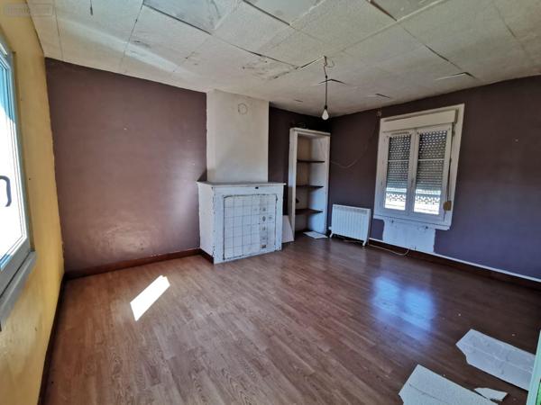 Maison de ville à vendre à Le Lude dans la Sarthe (72800), ref : 13861/1405