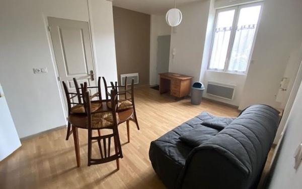 Appartement à louer    1 pièce • 23,74 m2 Dax