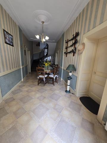 MAISON DE CHARME AU COEUR D'UN HAMEAU CALME & BEAUX VOLUMES Riberac
