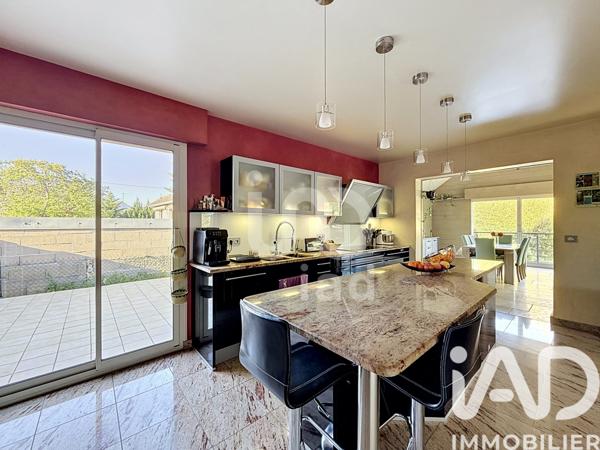 Maison à vendre 7 pièces 188 m² Brienon-sur-Armançon