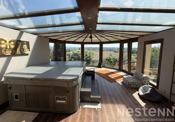 Villa d'architecte de plus de 220 m² avec studio indépendant, suite parentale et jardin sans vis-à-vis à Trèbes