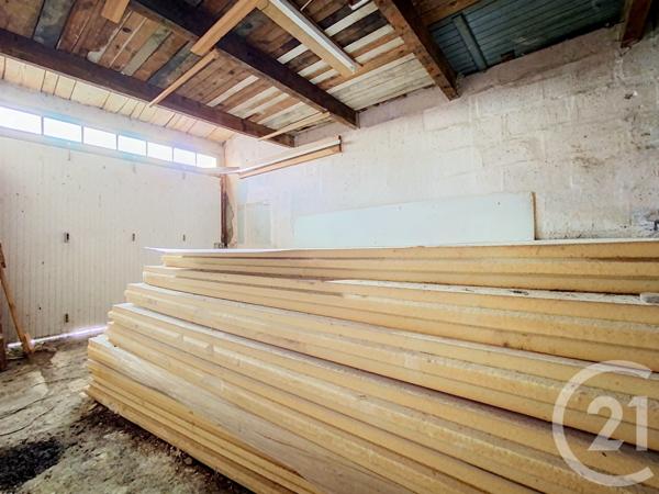 Maison à vendre  3 pièces - 62,57 m 2   ROCHEFORT  - 17