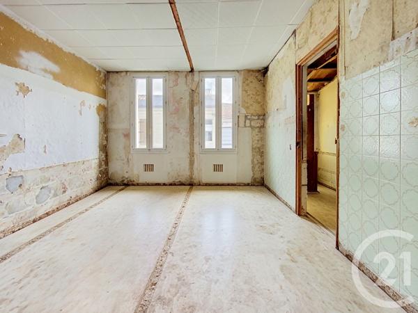 Maison à vendre  3 pièces - 62,57 m 2   ROCHEFORT  - 17