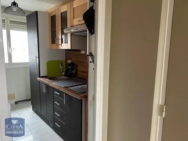 Appartement à louer 3 pièces 65.12m² Le Mans (72000)