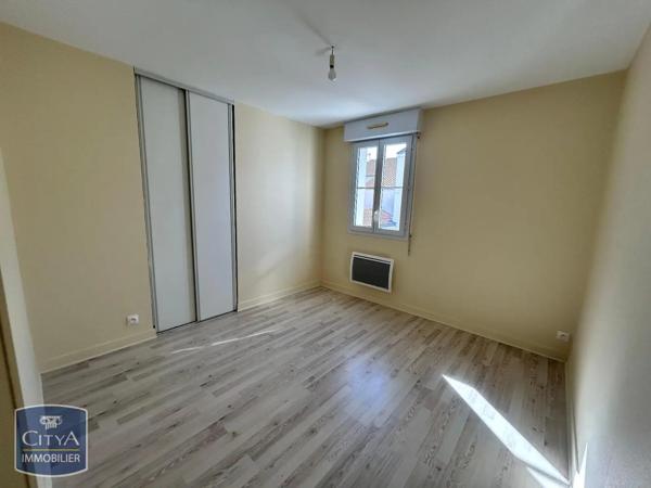 Appartement à louer 3 pièces 77.16m²