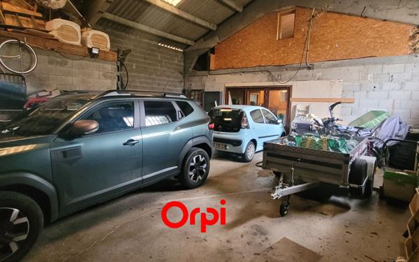 Maison à vendre    6 pièces •  La Côte-Saint-André