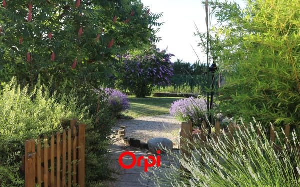 Maison à vendre    6 pièces •  La Côte-Saint-André