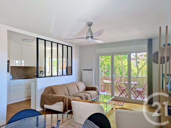 Appartement T4 à vendre  4 pièces - 82 m 2   ARCACHON  - 33