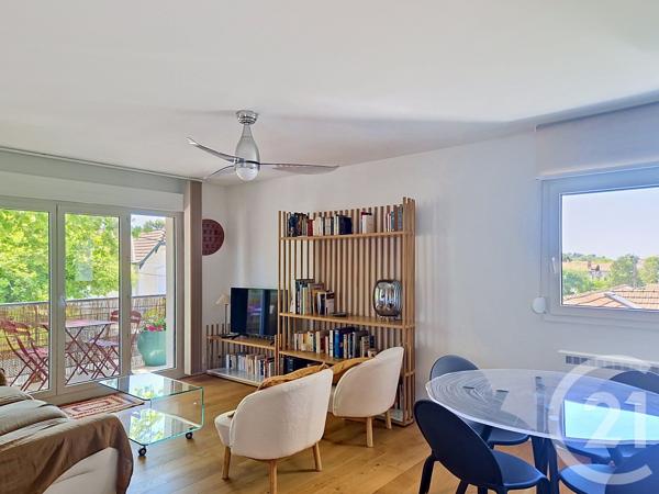Appartement T4 à vendre  4 pièces - 82 m 2   ARCACHON  - 33