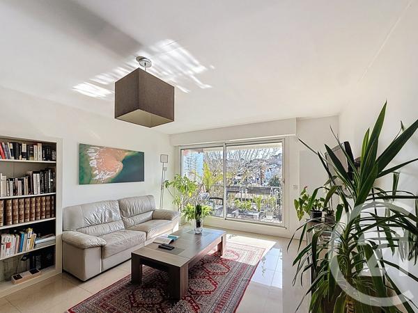 Appartement T4 à vendre  4 pièces - 82 m 2   ARCACHON  - 33