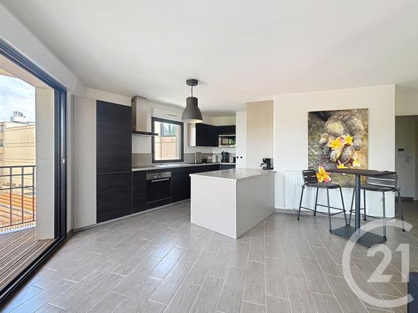 Appartement T4 à vendre  4 pièces - 82 m 2   ARCACHON  - 33