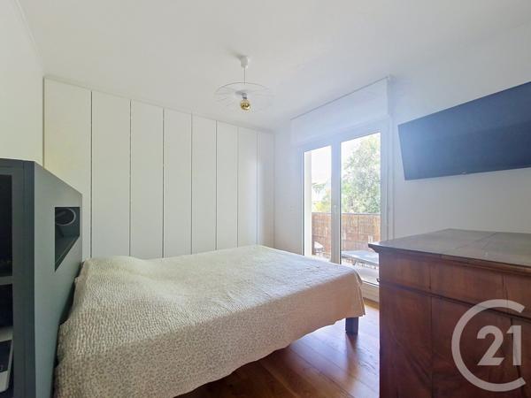 Appartement T4 à vendre  4 pièces - 82 m 2   ARCACHON  - 33