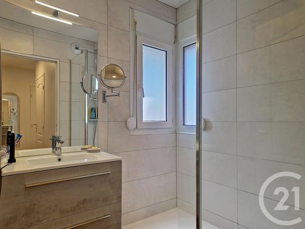 Appartement T4 à vendre  4 pièces - 82 m 2   ARCACHON  - 33