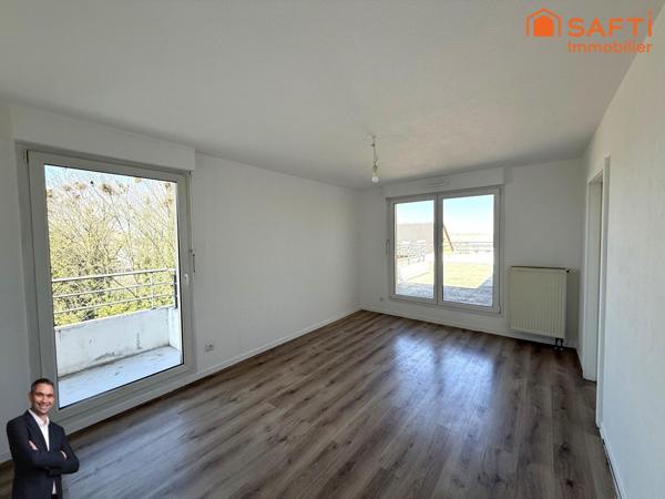 Superbe appartement en attique de 4 pièces disposant d'une cave, d'une place de stationnement privée et d'un garage !