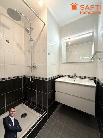 Superbe appartement en attique de 4 pièces disposant d'une cave, d'une place de stationnement privée et d'un garage !