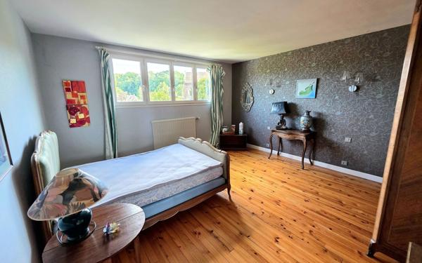 Maison à vendre    5 pièces •  Guise