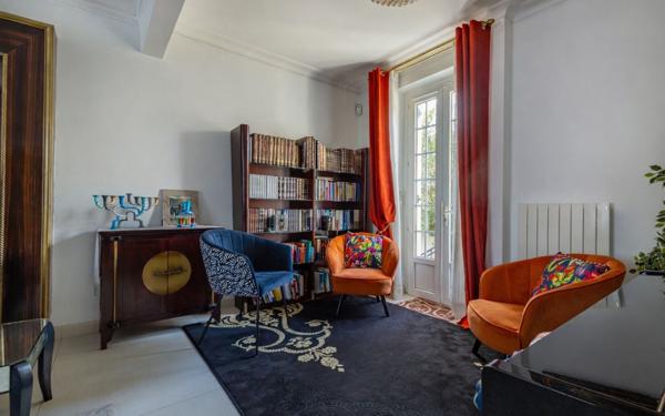 Maison à vendre    8 pièces • 263 m2 Villemomble