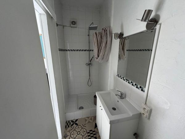 A LOUER : T2 à LILLE • Rue Newton - Wazemmes • 545 € CC • Réf. 641400100168-001