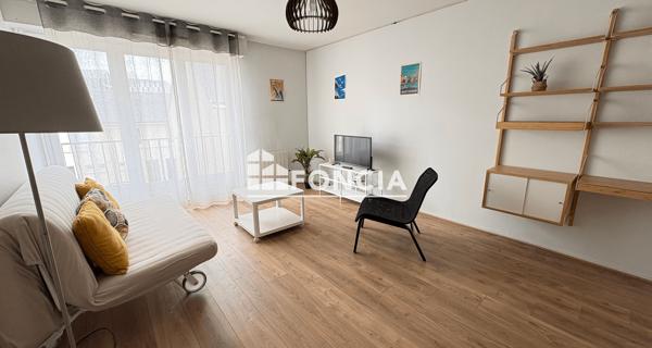 Location Studio meublé 33.1 m² - Angers 49000