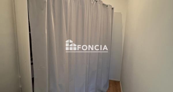 Location Studio meublé 33.1 m² - Angers 49000