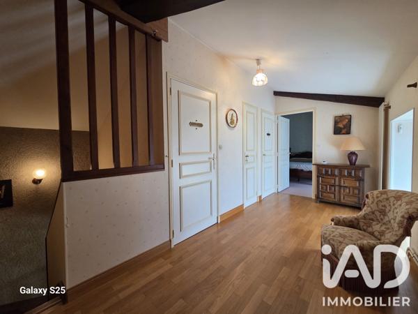 Maison à vendre 8 pièces 188 m² Neuville-de-Poitou