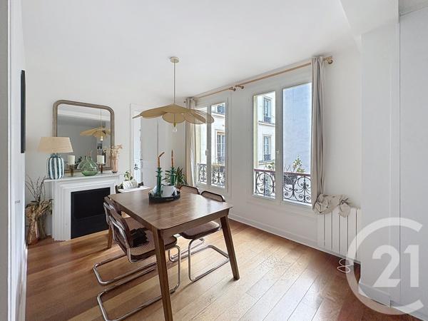 Appartement F4 à vendre  4 pièces - 62 m2 PARIS - 75018