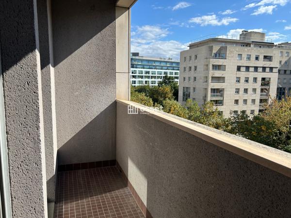 Location Appartement 3 pièces 76 m² - Paris 75012