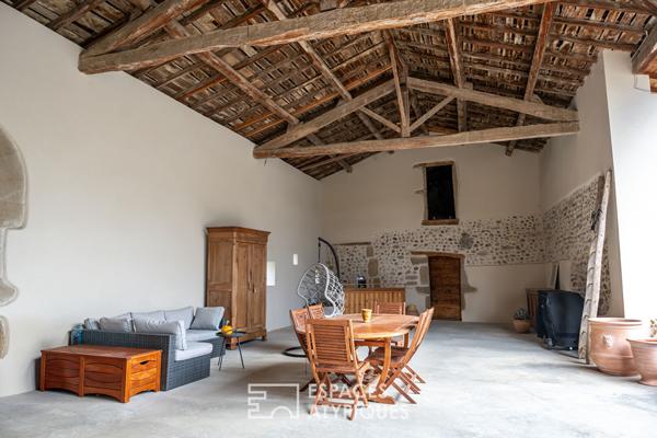 Ferme rénovée avec vue dégagée sur l’Ardèche