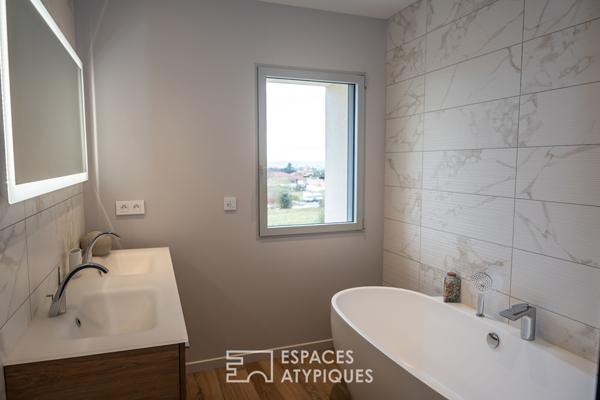 Ferme rénovée avec vue dégagée sur l’Ardèche