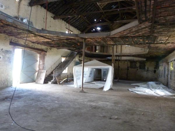 Vente                                                      Immeuble
                        
                     1 pièces                      755 m2                     à Villedieu-sur-Indre