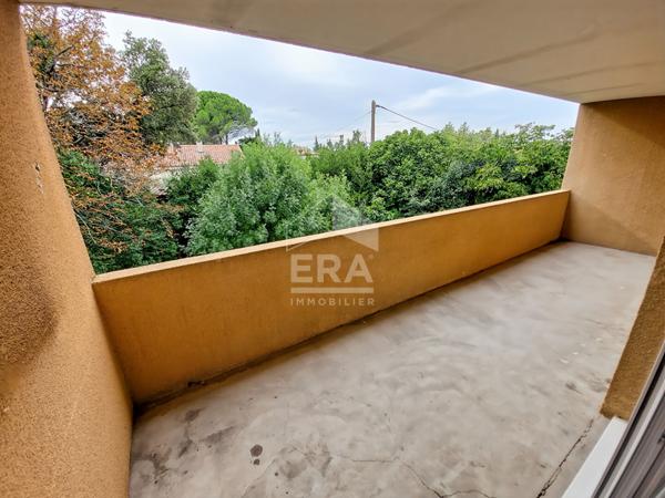 Appartement Salon De Provence 2 pièce(s) 47 m2 avec garage