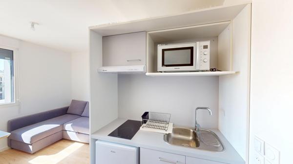 MEUBLÉ Studio à louer à BORDEAUX