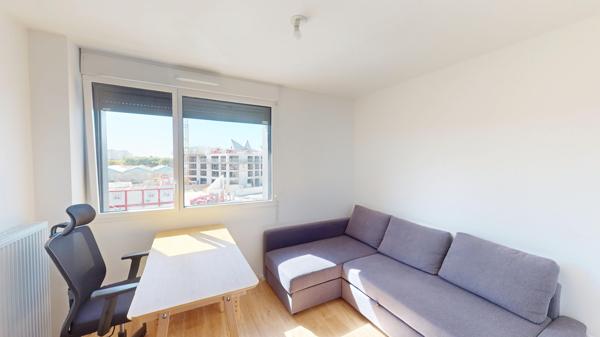 MEUBLÉ Studio à louer à BORDEAUX