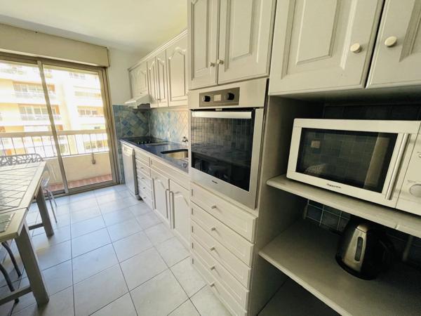 Location Appartement 3 pièces 77 m2 à Nice