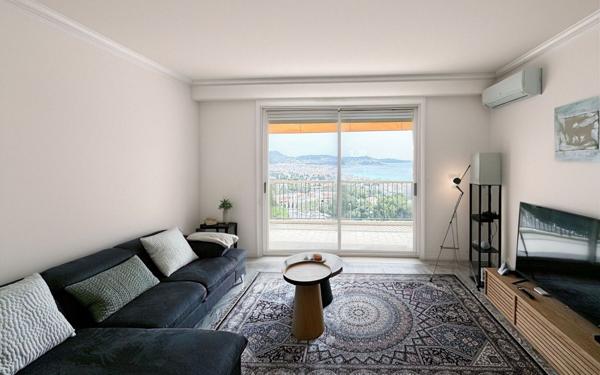 Appartement à vendre    3 pièces • 80 m2 Nice