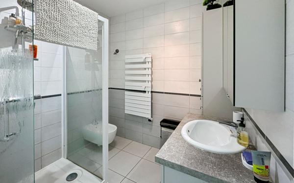 Appartement à vendre    3 pièces • 80 m2 Nice