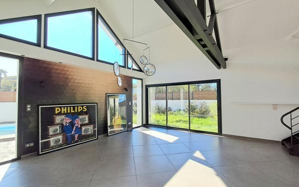 Maison à vendre    5 pièces • 192 m2 Artiguelouve