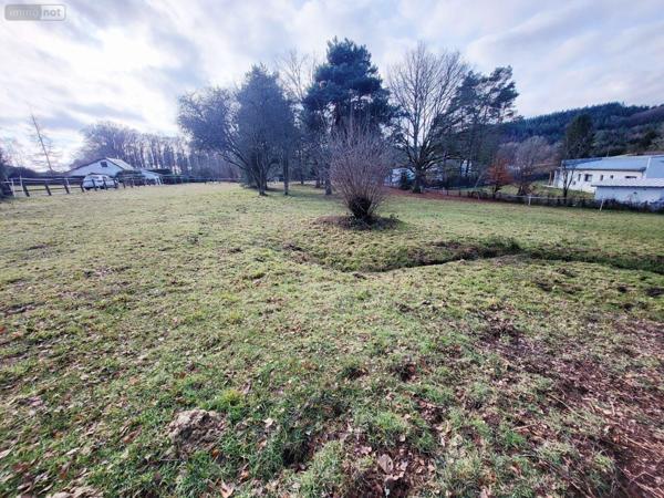 Terrain à Batir à vendre à Ussel en Corrèze (19200), ref : UT 143