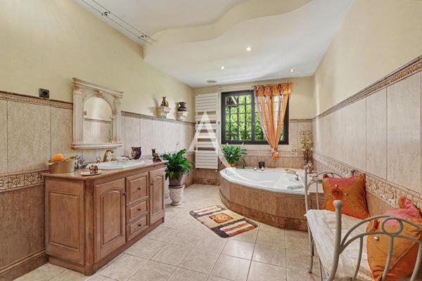 Maison Muret - 8 pièces 310 m2