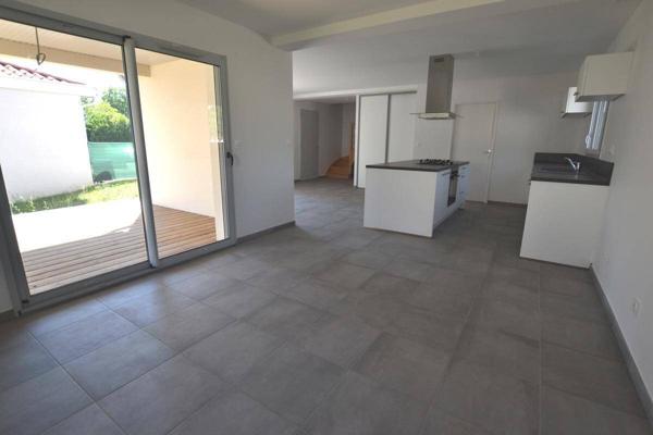 Maison 4 pièces                                        - 69400 Villefranche-sur-Saône Réf : 5401