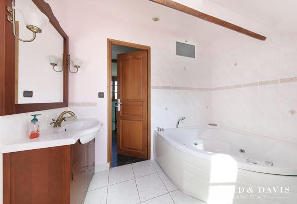 Propriété d’exception – 12 pièces – 335 m² – Senlis