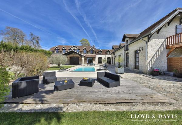 Propriété d’exception – 12 pièces – 335 m² – Senlis