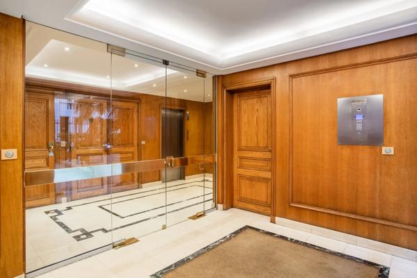 Appartement Paris 16e - PORTE DAUPHINE
