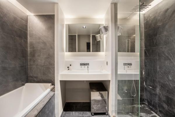 Appartement Paris 16e - PORTE DAUPHINE