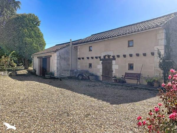 Maison à vendre 272 000 € Neuvic 5 p 150 m² DPE D