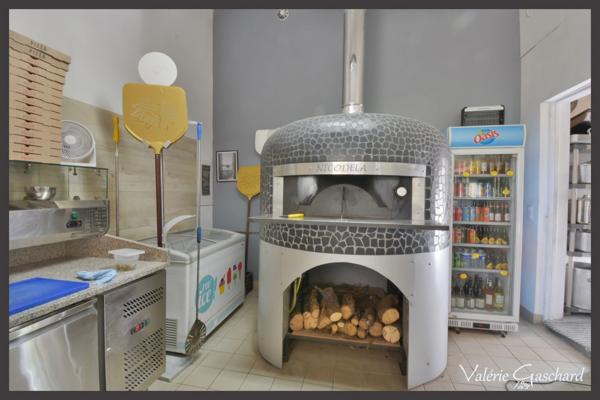 Pizzeria – Traiteur à vendre (murs + fonds) – Beaupouyet (Dordogne)