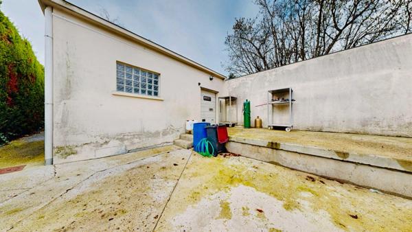 Maison à vendre 7 pièces PARAY VIEILLE POSTE (91) - Sous-sol - Terrain 730m² - Dépendance.