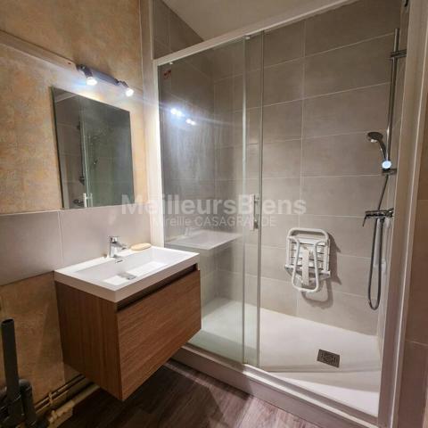 T4 HYPER CENTRE avec balcon et Parking