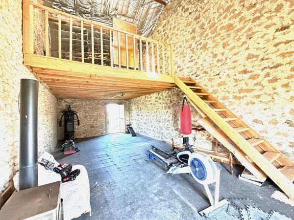 Maison à vendre 11 pièces BAZELAT (23)