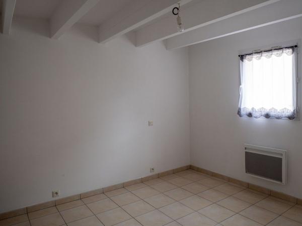 Maison Les Sables D Olonne 3 pièces 2 chambres jardinet 2 parkings 1 km centre ville